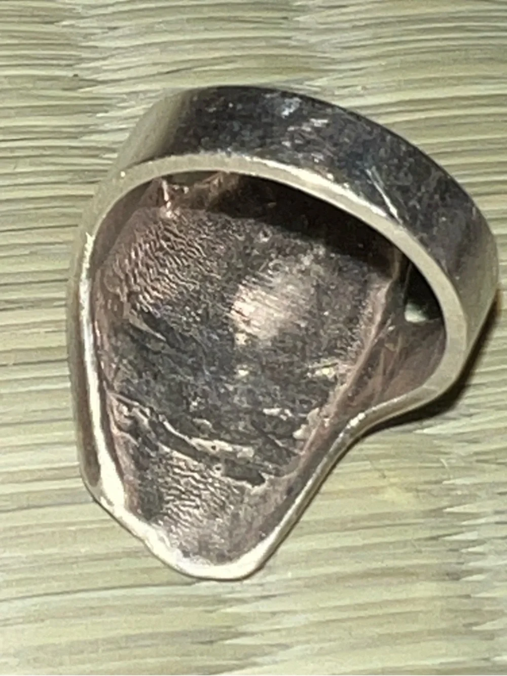 Abstract sterling silver shield ring - Picture 10 of 11